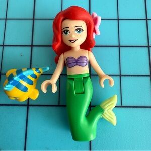 LEGO Disney Princess Ariel Minifigure w/ Flounder Little Mermaid